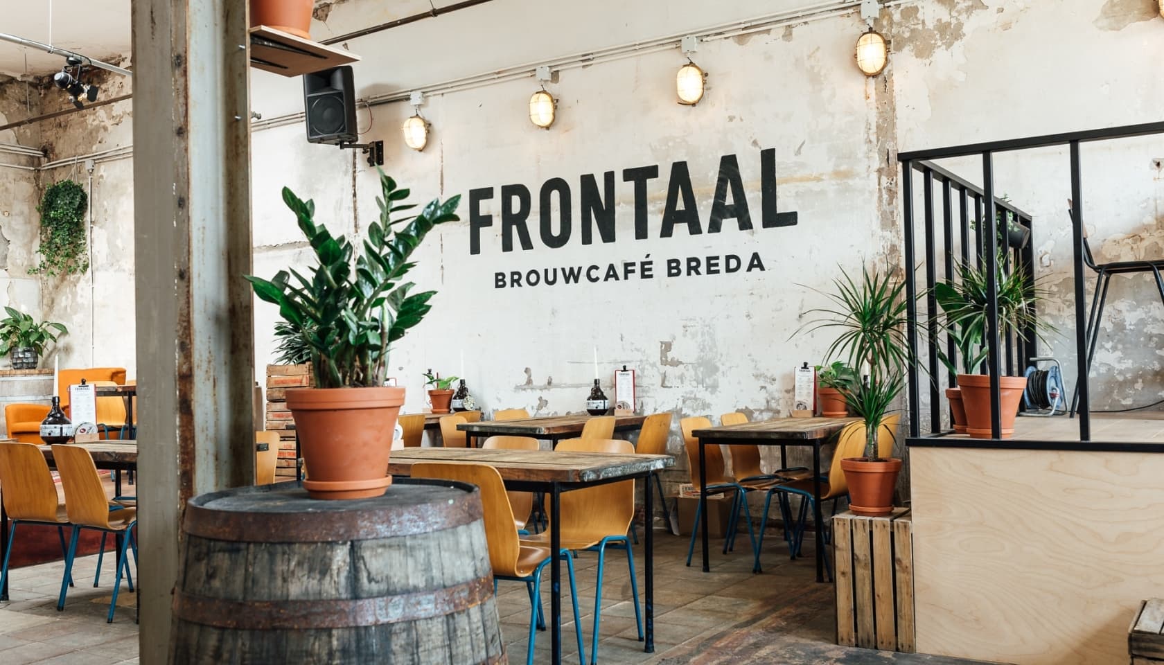 Brouwcafe Frontaal Breda overdag