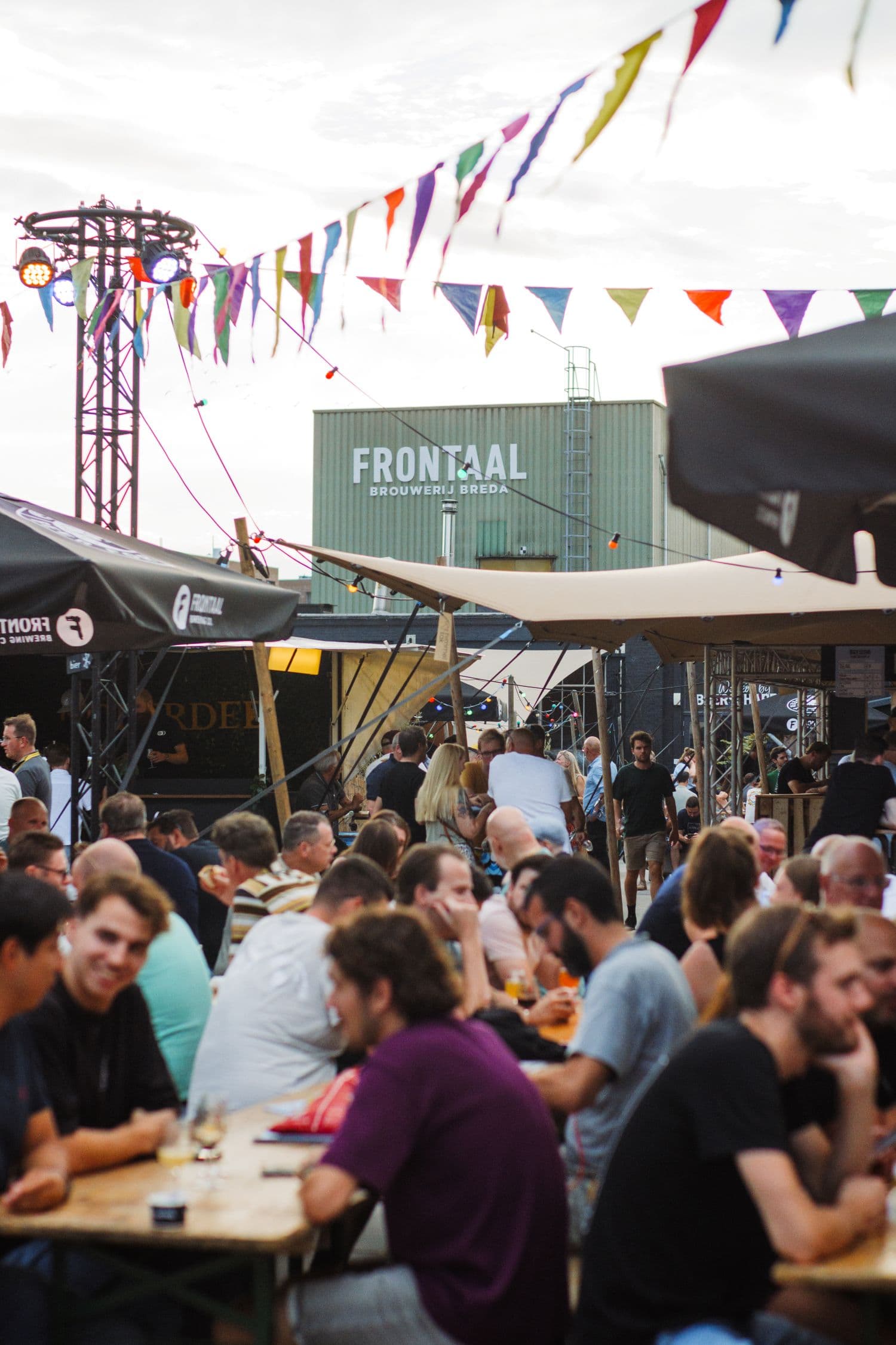Brewda speciaalbier festival Frontaal Brewing Company Breda Faam