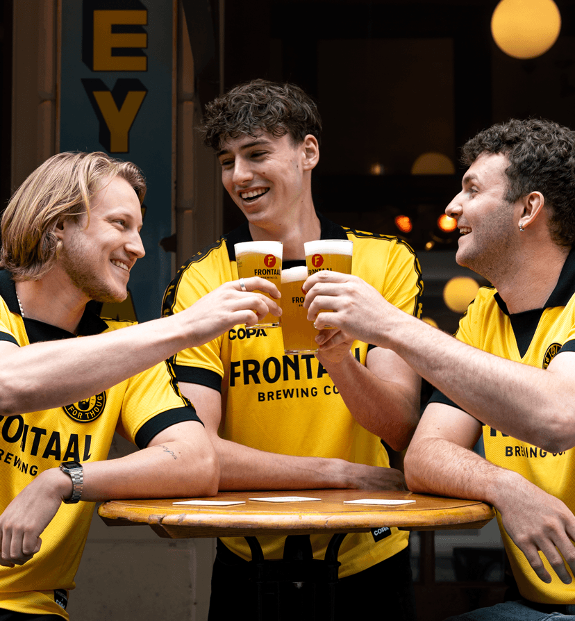 Winactie COPAxFrontaal retro shirt Frontaal Brewing Company